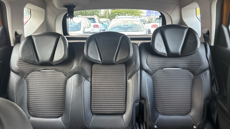 Renault Scenic 1.2 TCE Dynamique Nav 5dr Petrol Estate